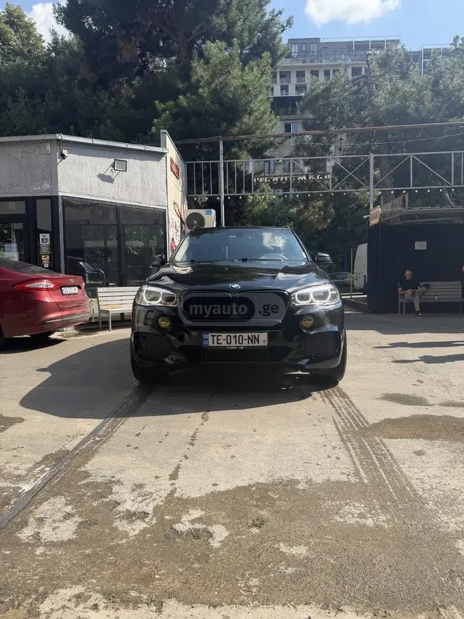 بی ام و xDrive35i 4 در چهار چرخ محرک 2016