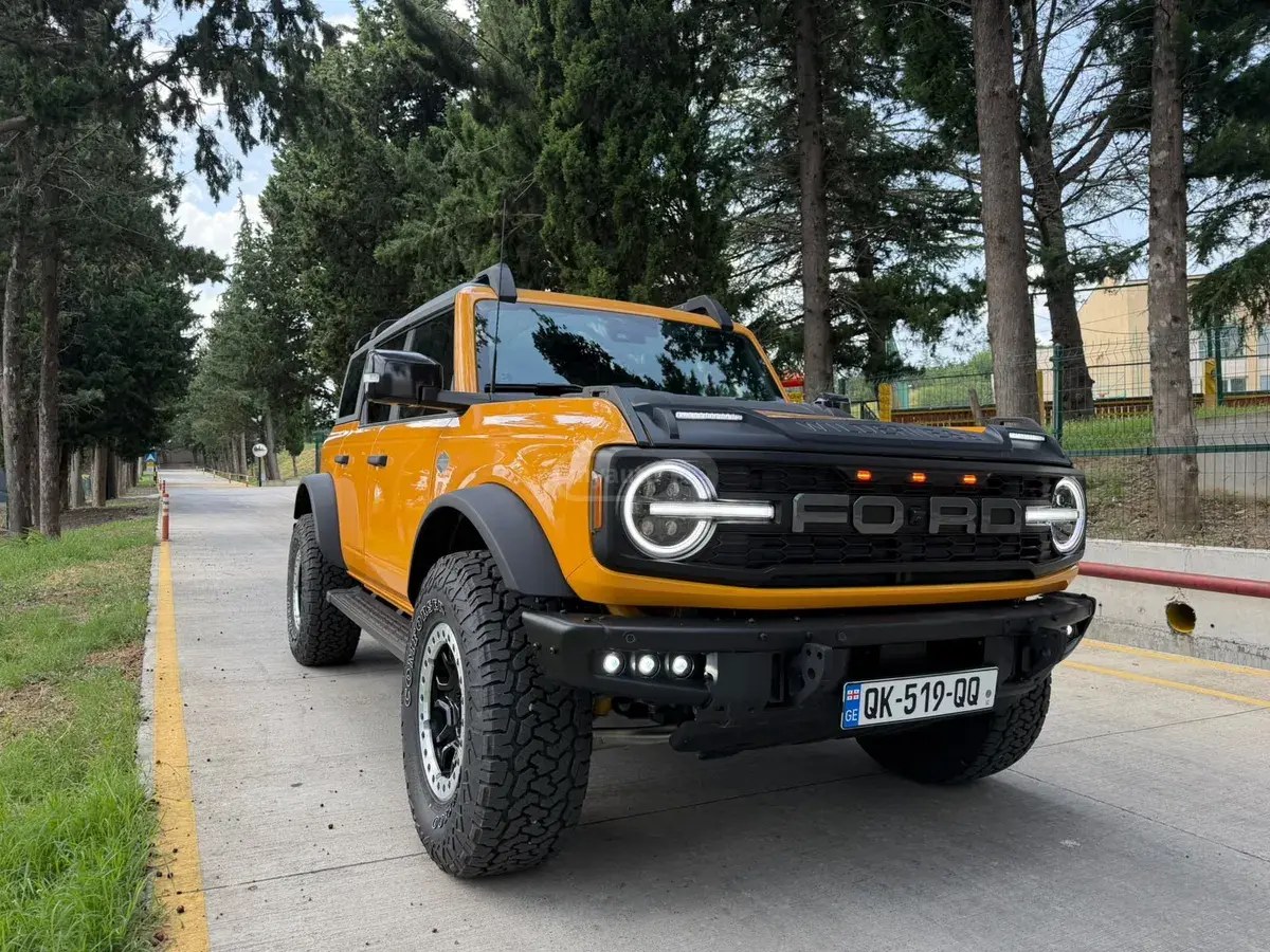 نمای دیگر فورد وایلدتراک 4dr 4x4 اتوماتیک 2022