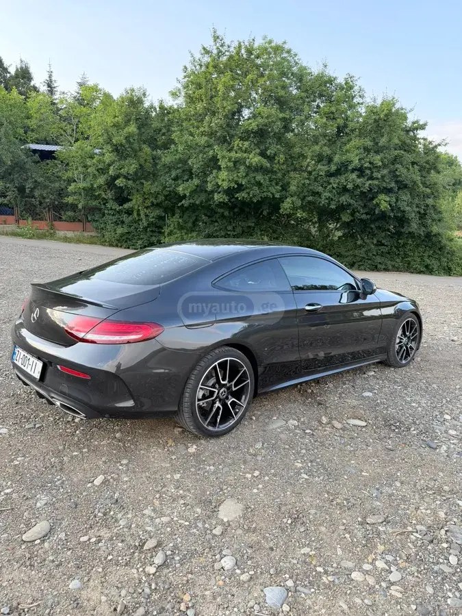 نمای دیگر مرسدس بنز AMG پکیج 2019