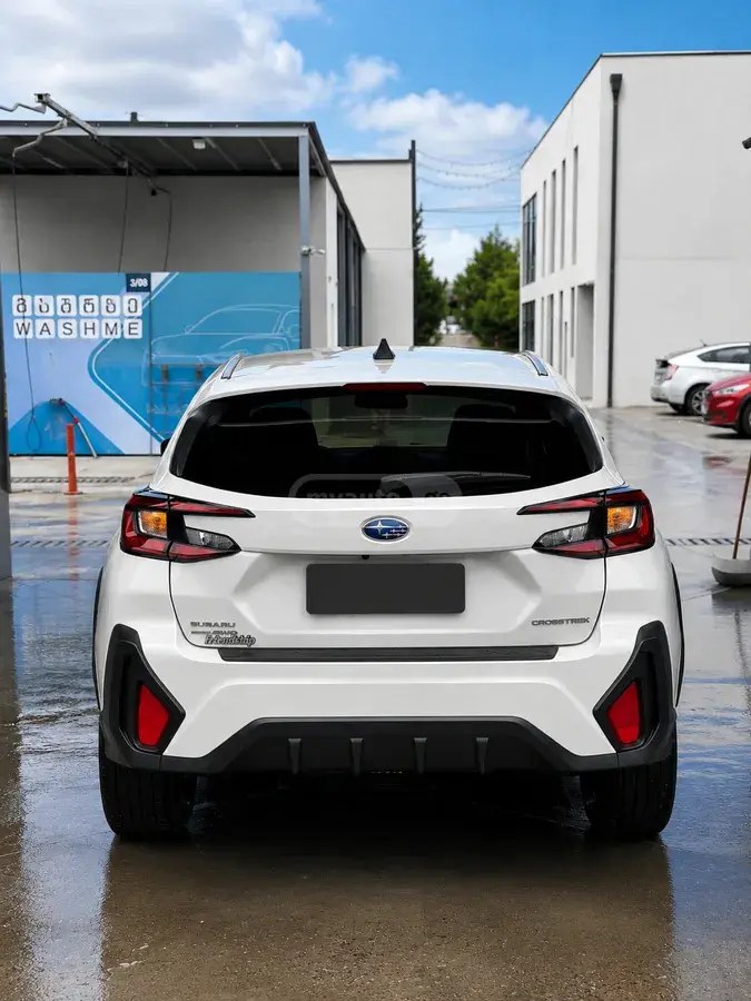 نمای دیگر سوبارو بیس 4dr چهار چرخ محرک CVT 2024