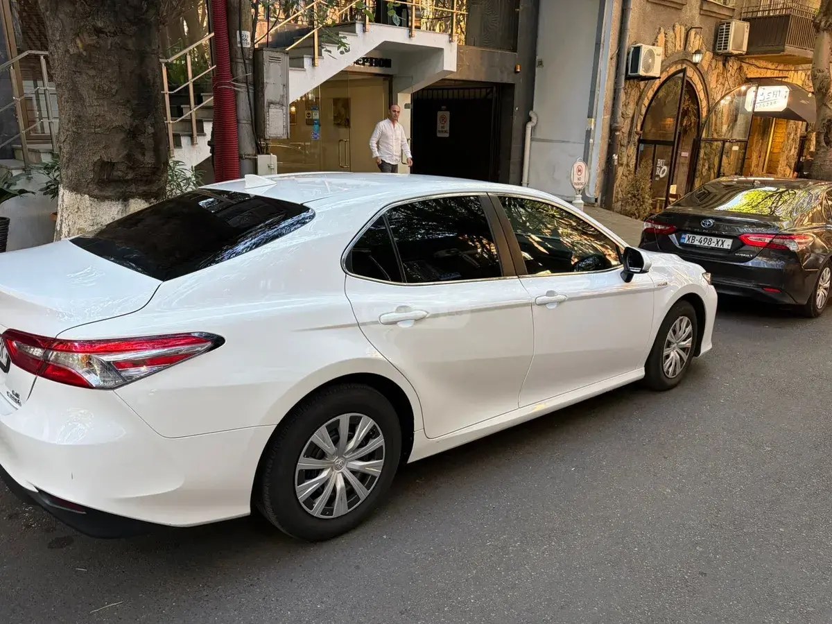 نمای دیگر تویوتا 2019