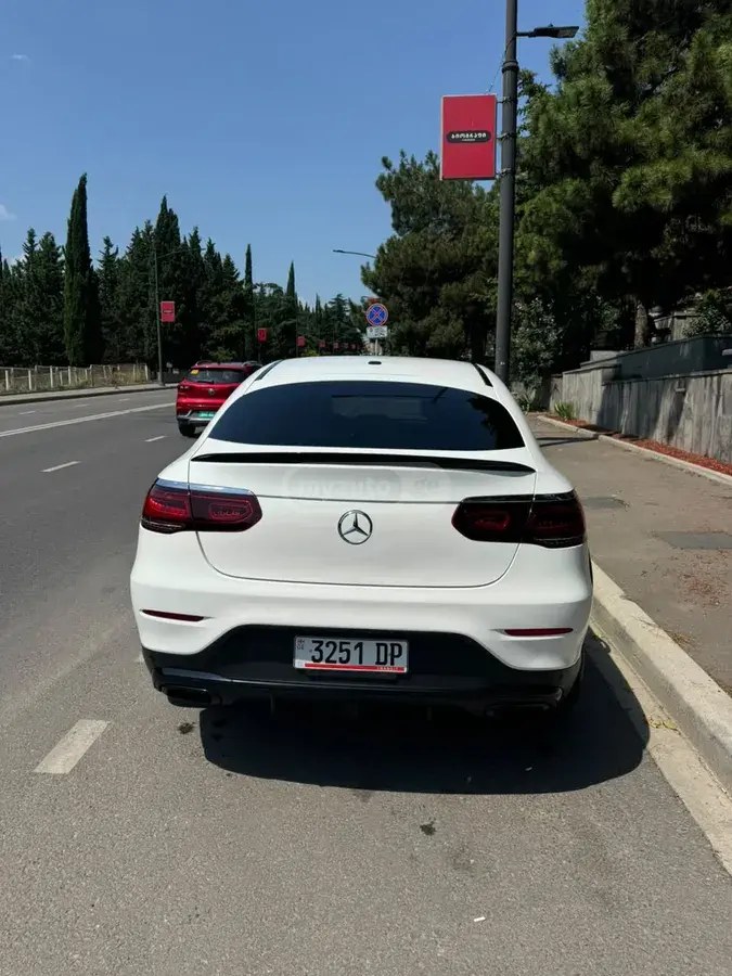 نمای دیگر مرسدس بنز AMG 2023