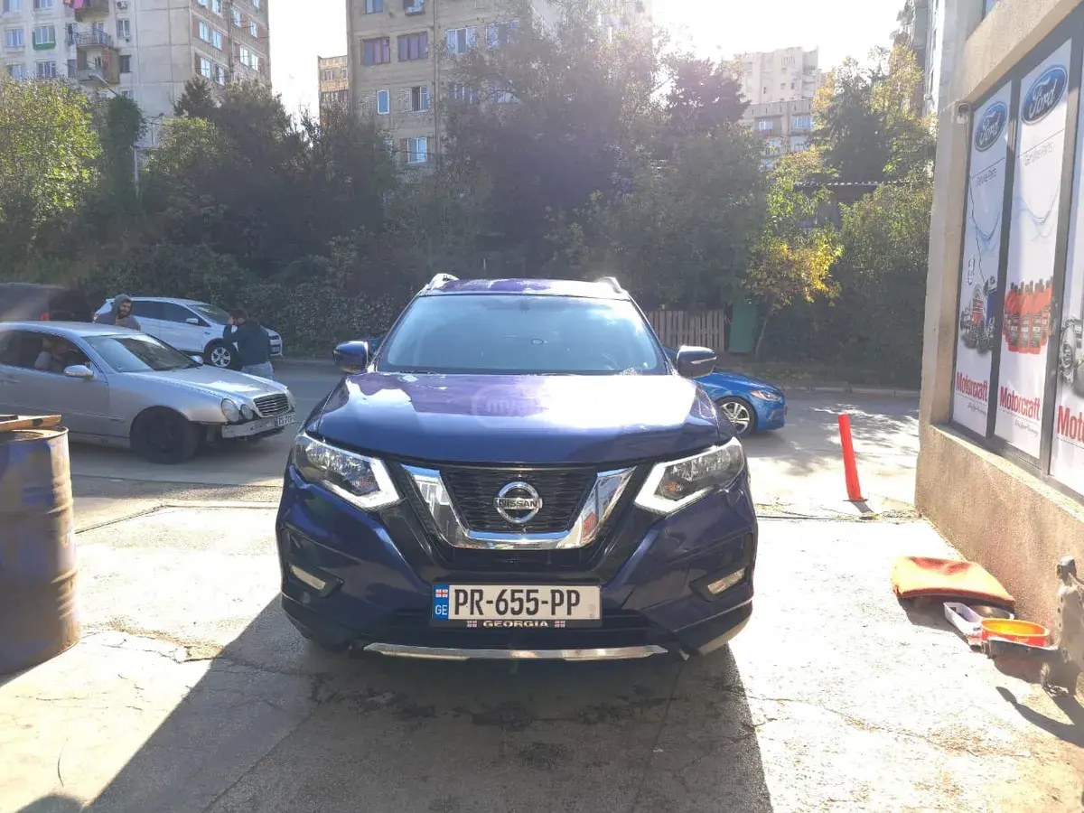نیسان 2016