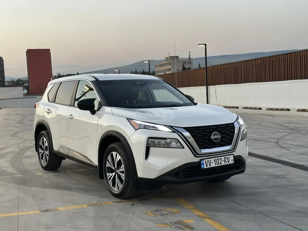 نمای دیگر نیسان 2023