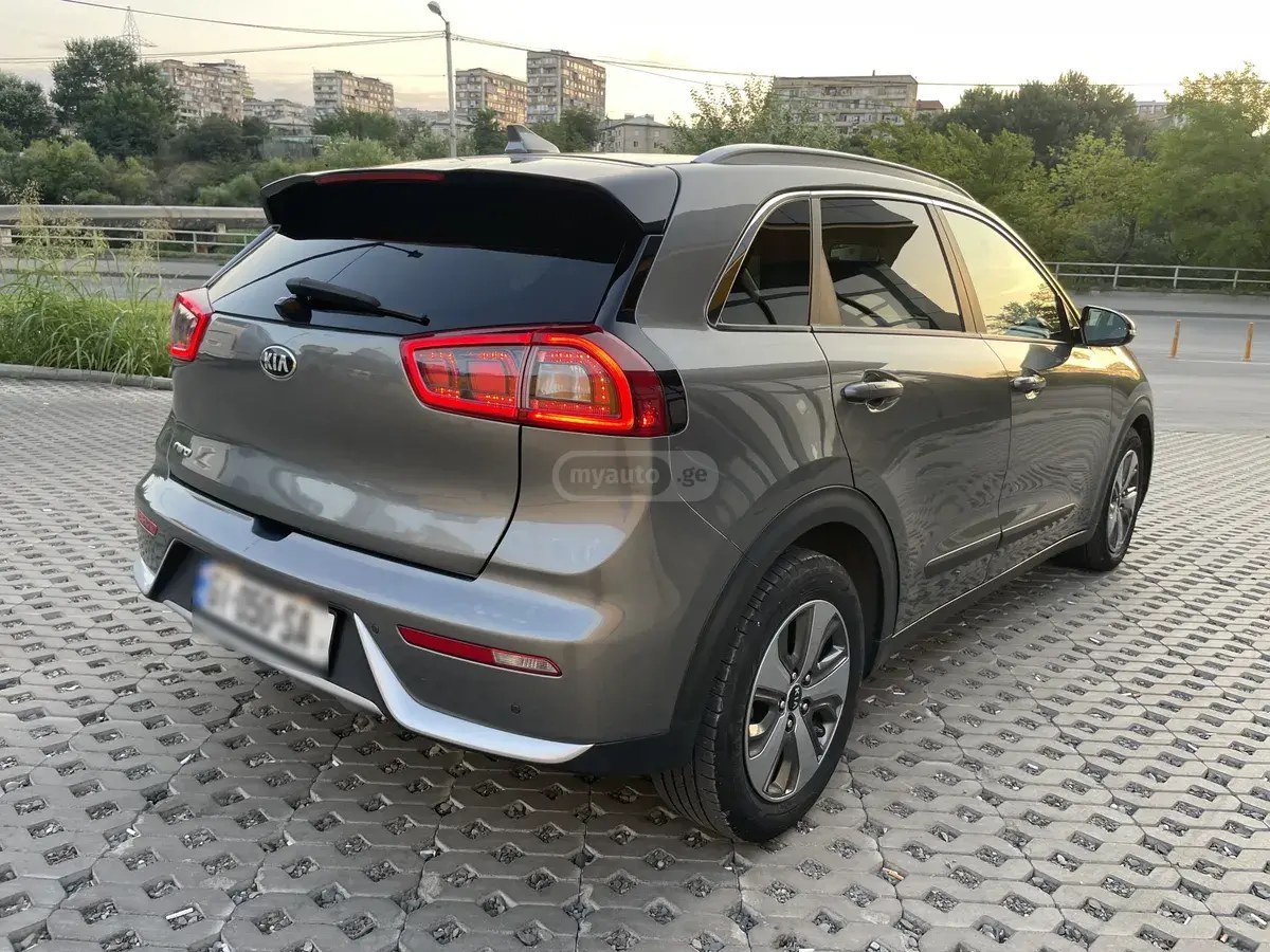 نمای دیگر کیا EX 2017