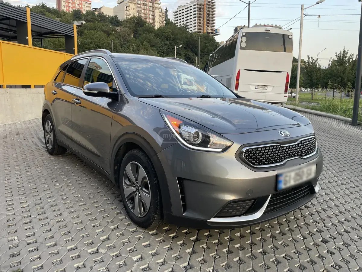 نمای دیگر کیا EX 2017