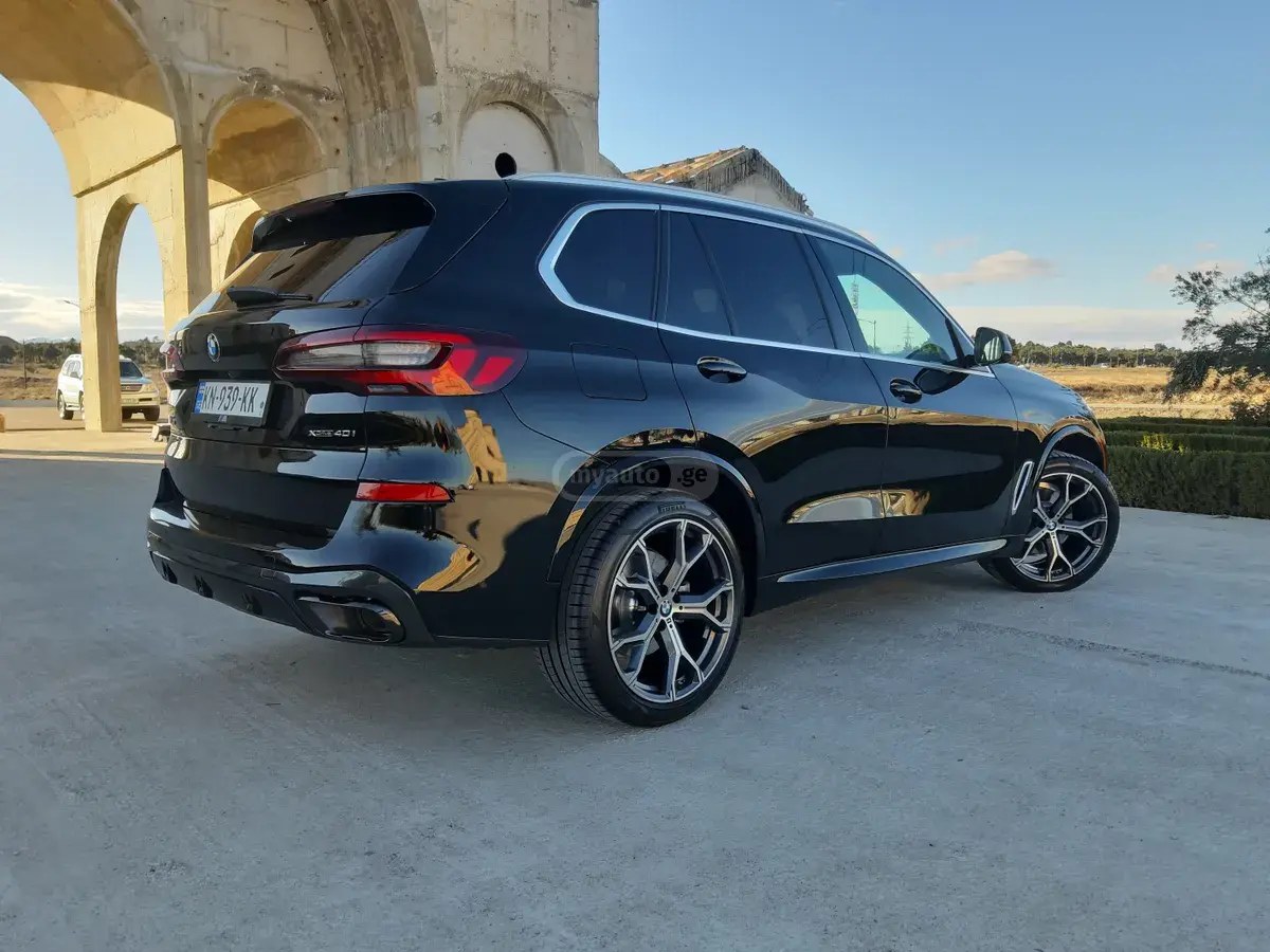 بی ام و xDrive...14,534 مایل، واقعی، 2022