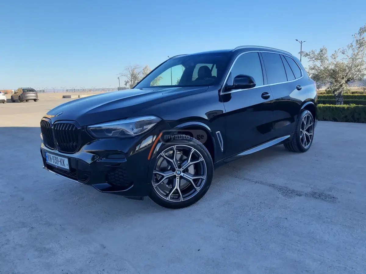 نمای دیگر بی ام و xDrive...14,534 مایل، واقعی، 2022