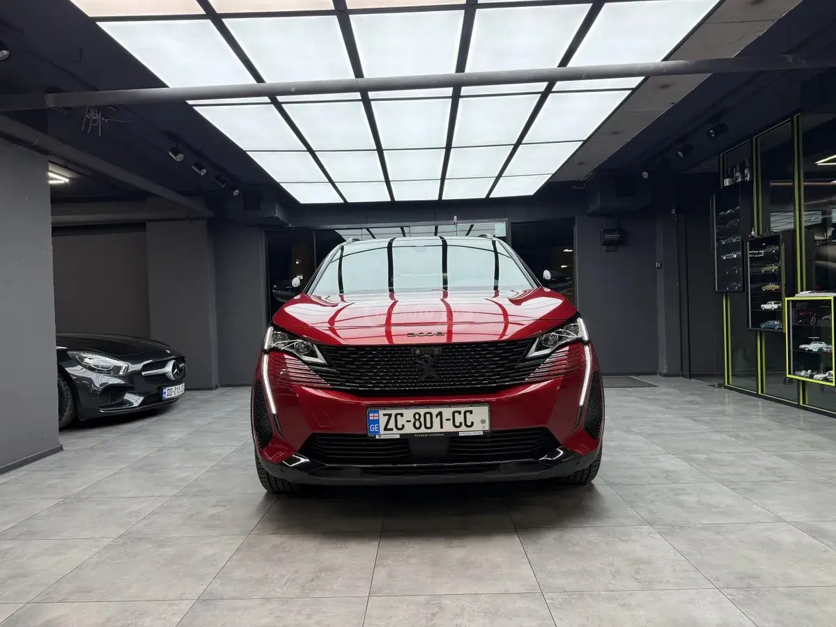 نمای دیگر پژو GT 2022