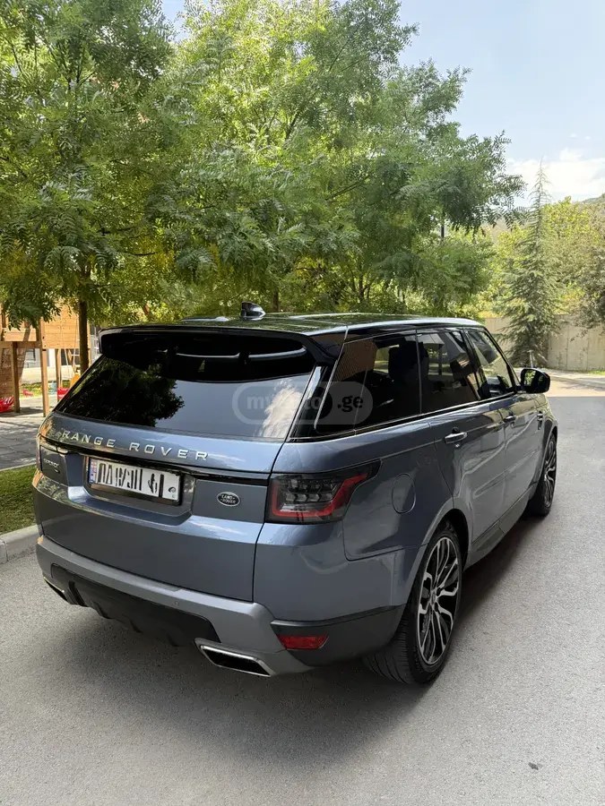 نمای دیگر لندروور اس ای MHEV 4 در 4x4 اتوماتیک 2021