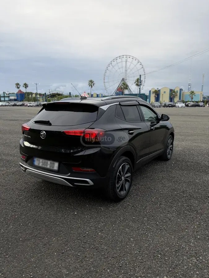 نمای دیگر بیوک GX 2022