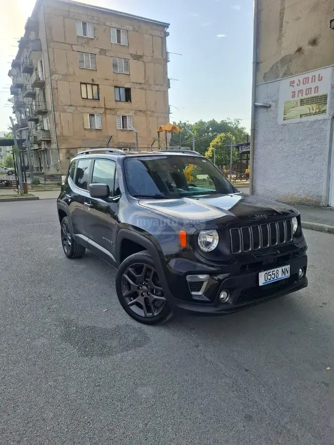 جیپ لاتیتود 4dr 4x4 اتوماتیک 2021