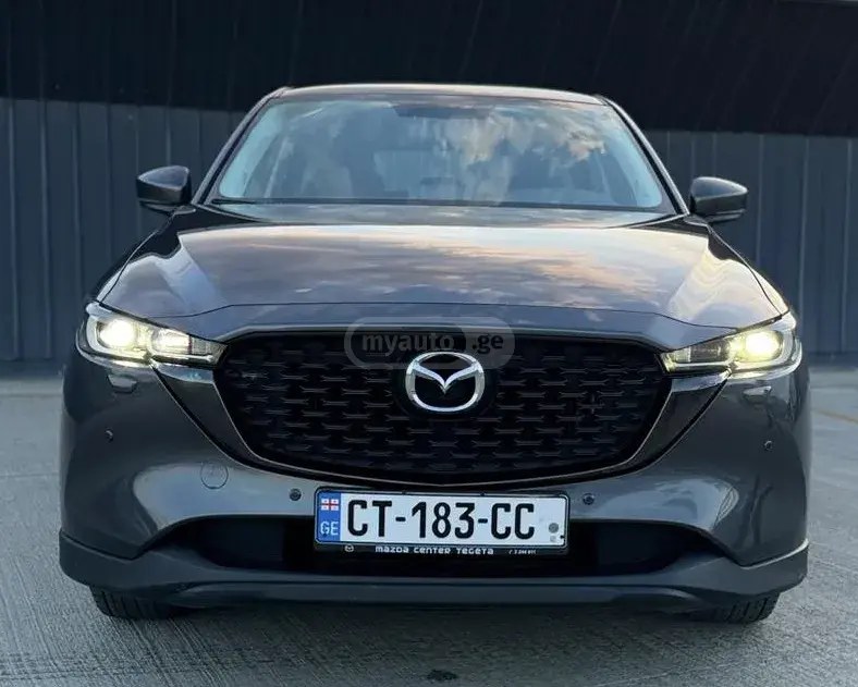 نمای دیگر مزدا 2023