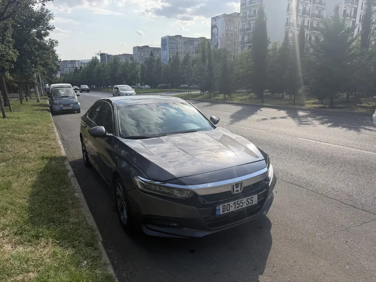 نمای دیگر هوندا EX 4dr سدان CVT 2019