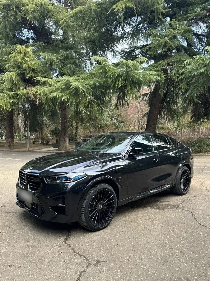 بی ام و xDrive40i 4 در چهار چرخ محرک 2021
