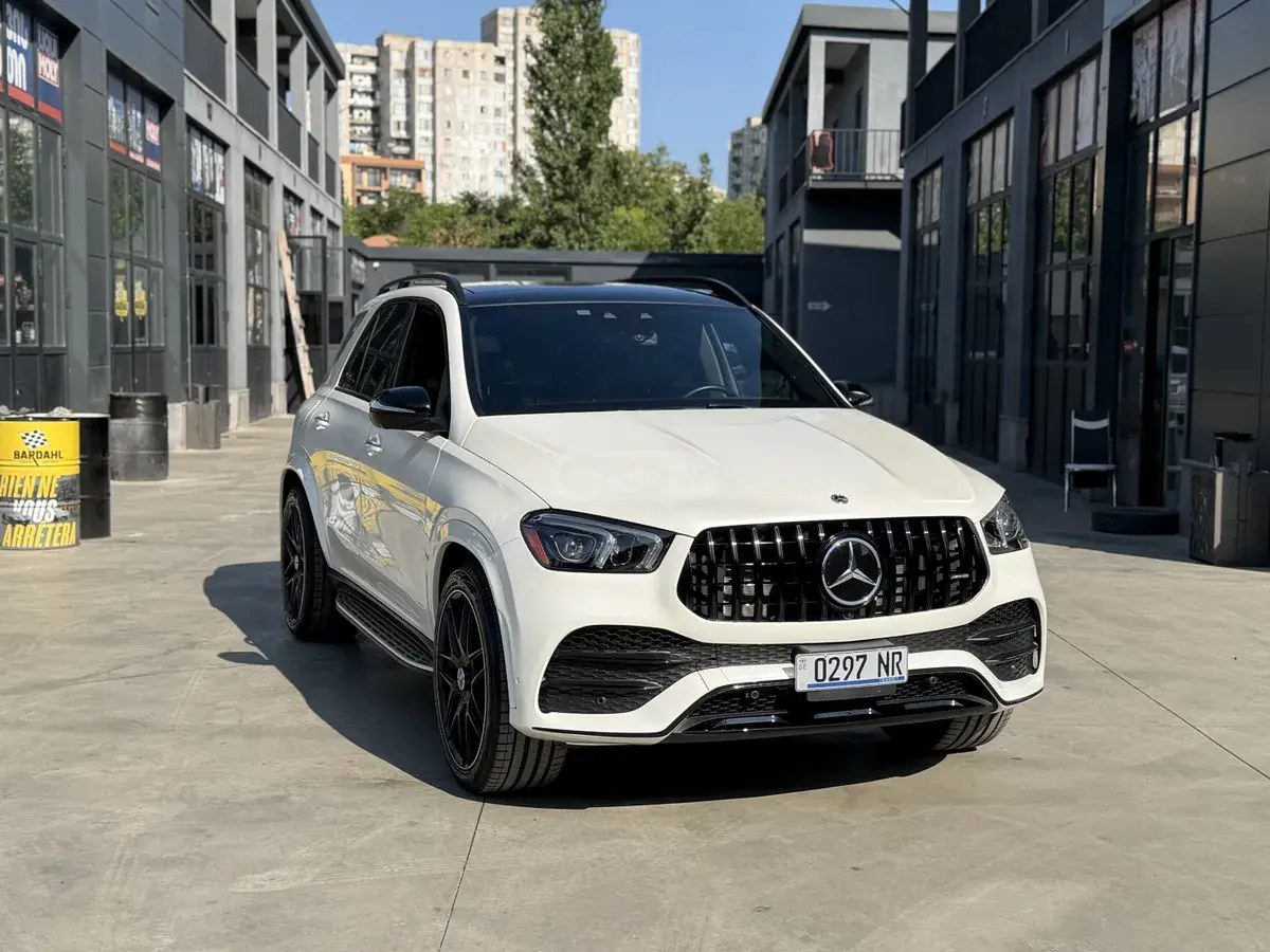 مرسدس بنز AMG 2023