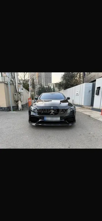 نمای دیگر مرسدس بنز S AMG E 63 4dr چهار چرخ محرک 2019
