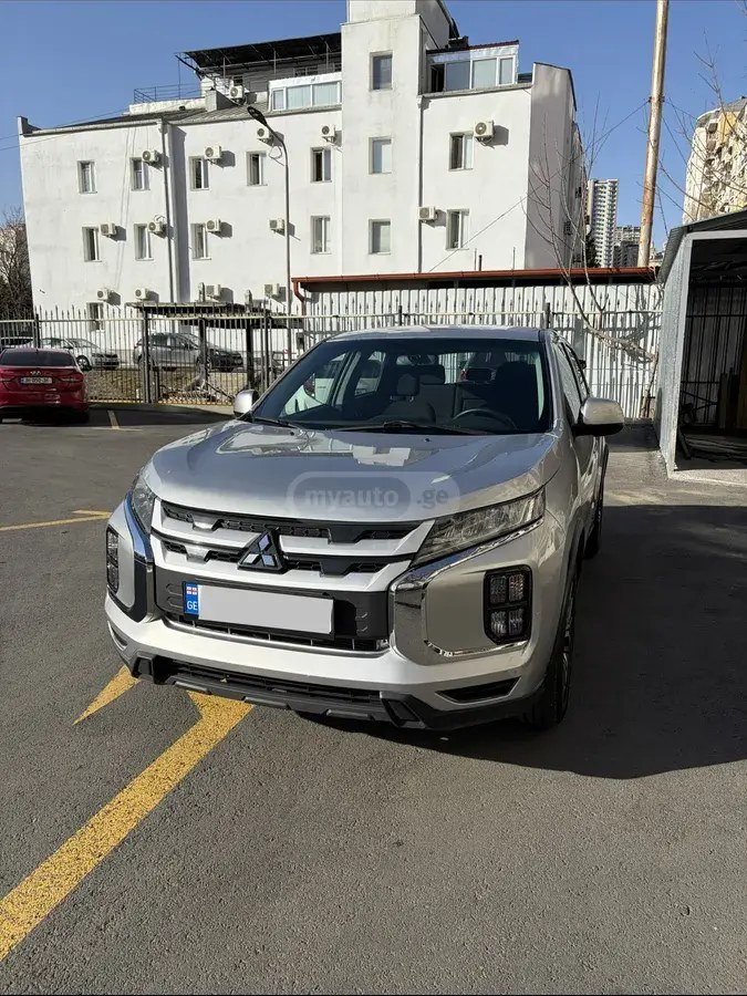 نمای دیگر میتسوبیشی SE 2020