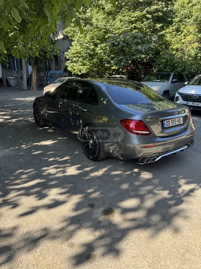 نمای دیگر مرسدس بنز 2018