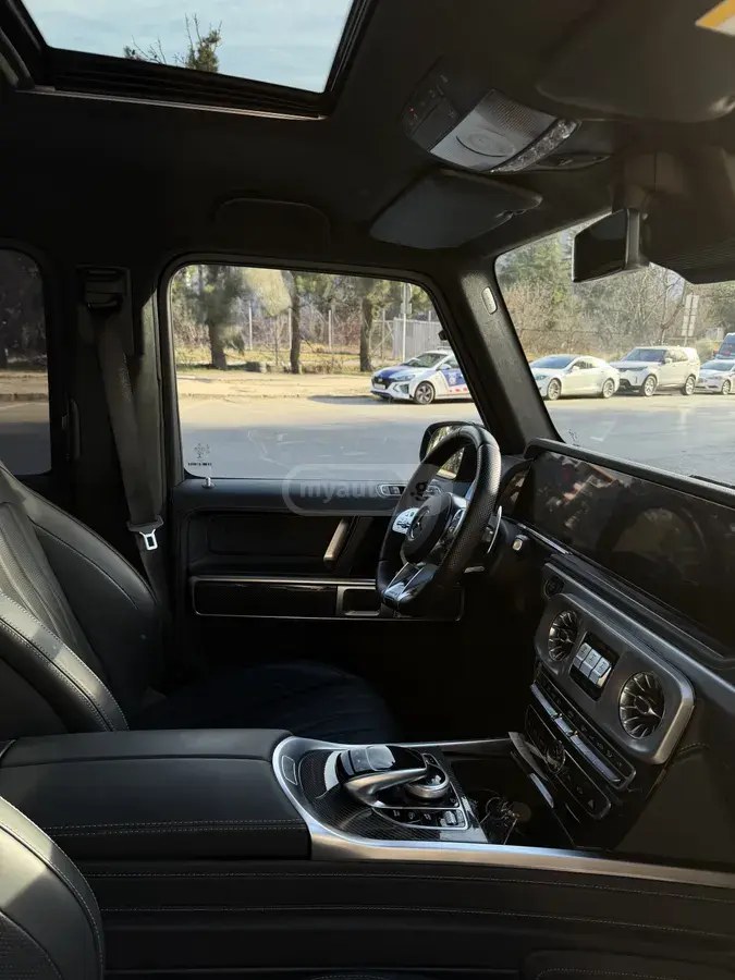 نمای دیگر مرسدس بنز بیس AMG G 63 4dr تمام چرخ محرک 2019