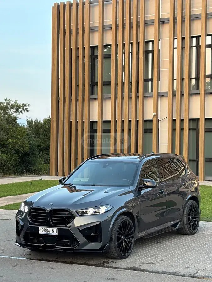 بی ام و xDrive40i 4 در چهار چرخ محرک 2020