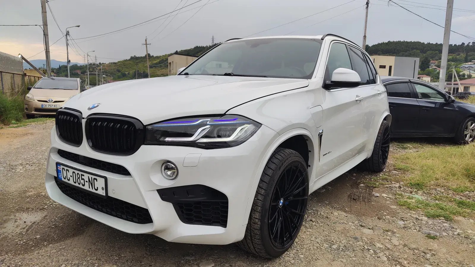 بی ام و xDrive40e 4dr تمام چرخ محرک 2016