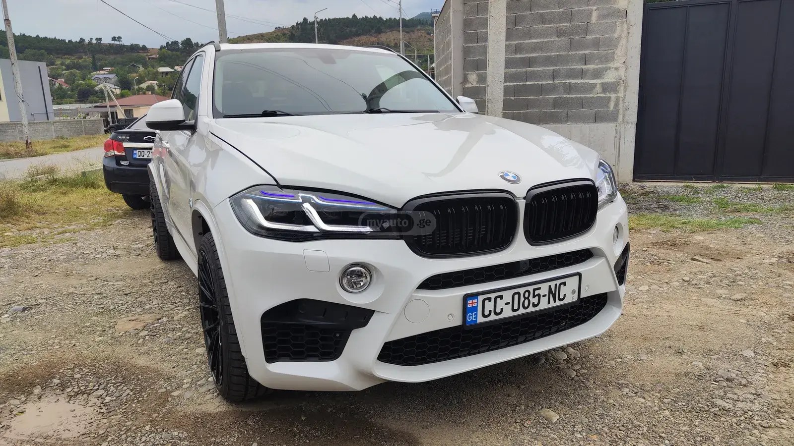 نمای دیگر بی ام و xDrive40e 4dr تمام چرخ محرک 2016