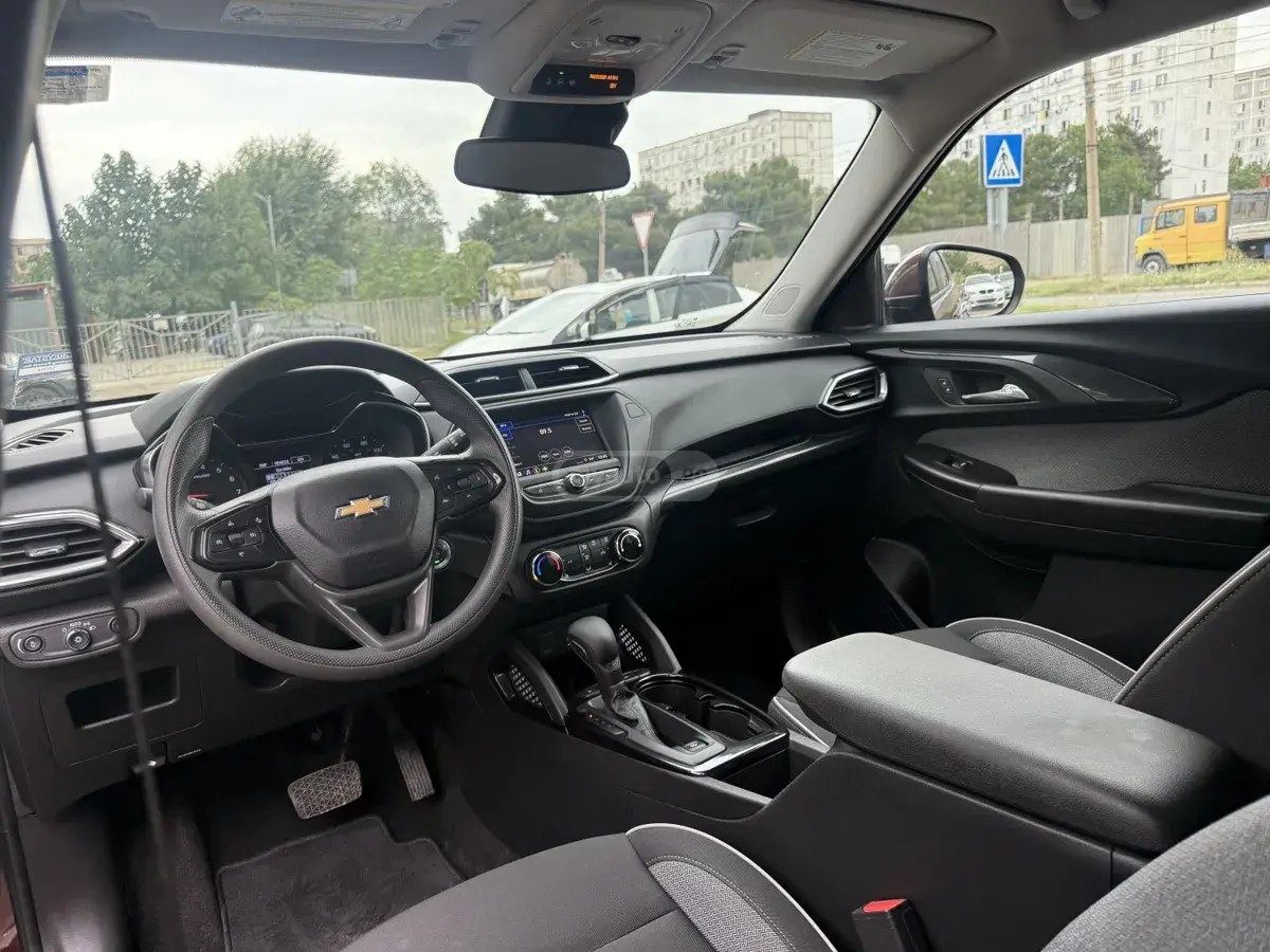 نمای دیگر شورلت اکتیو دیفرانسیل جلو CVT 2022