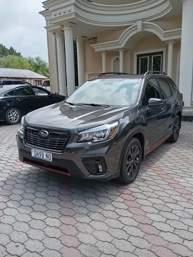 نمای دیگر سوبارو اسپورت 4dr چهار چرخ محرک CVT 2021