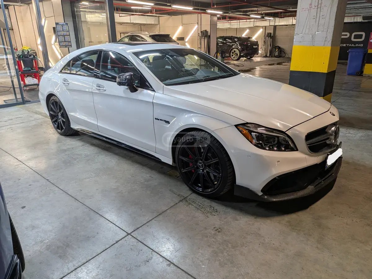 نمای دیگر مرسدس بنز اس-مدل AMG CLS 63 کوپه 4dr A 2018