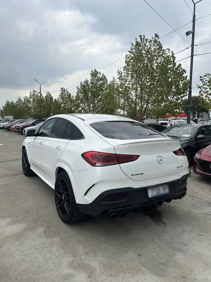 نمای دیگر مرسدس بنز پایه AMG GLE 53 کوپه 4dr All- 2021