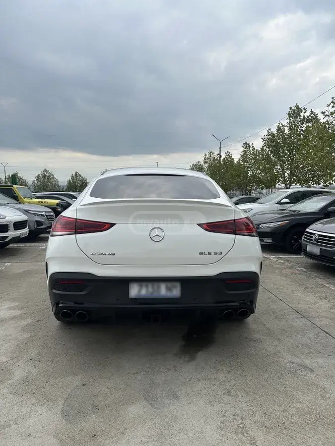 نمای دیگر مرسدس بنز پایه AMG GLE 53 کوپه 4dr All- 2021