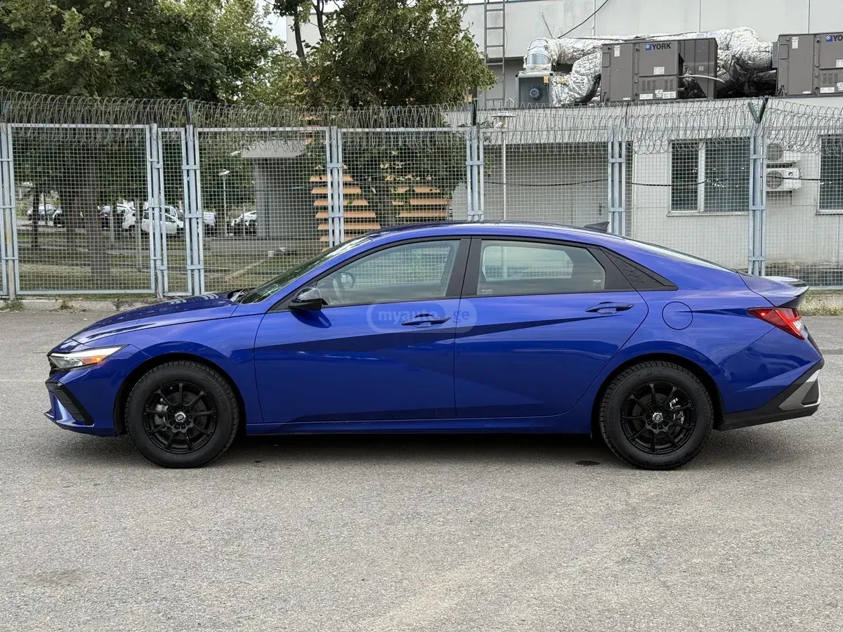 نمای دیگر هیوندای SPORT-PAKET. 18 000 KM 2025