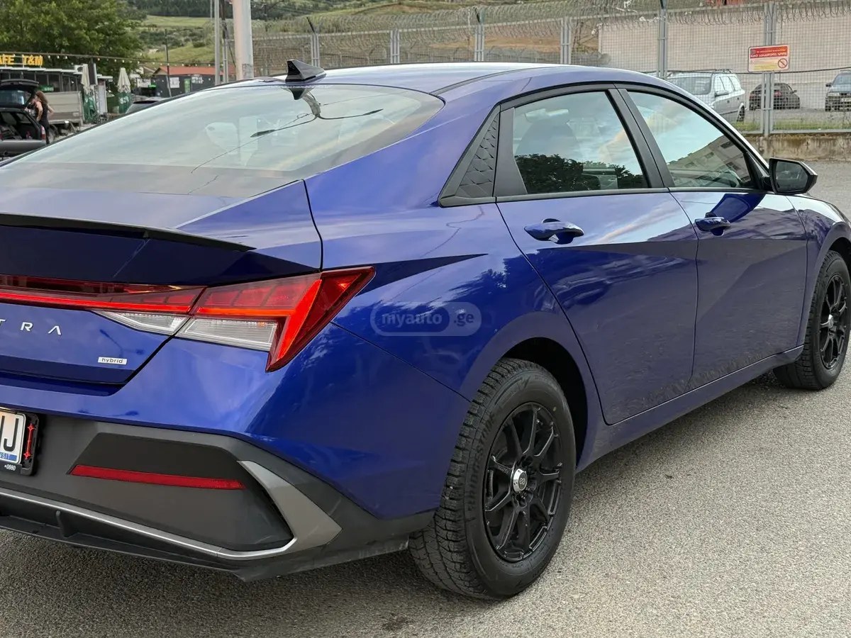 نمای دیگر هیوندای SPORT-PAKET. 18 000 KM 2025