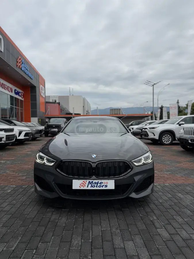 نمای دیگر بی ام و i xDrive 4 در تمام چرخ محرک S 2020