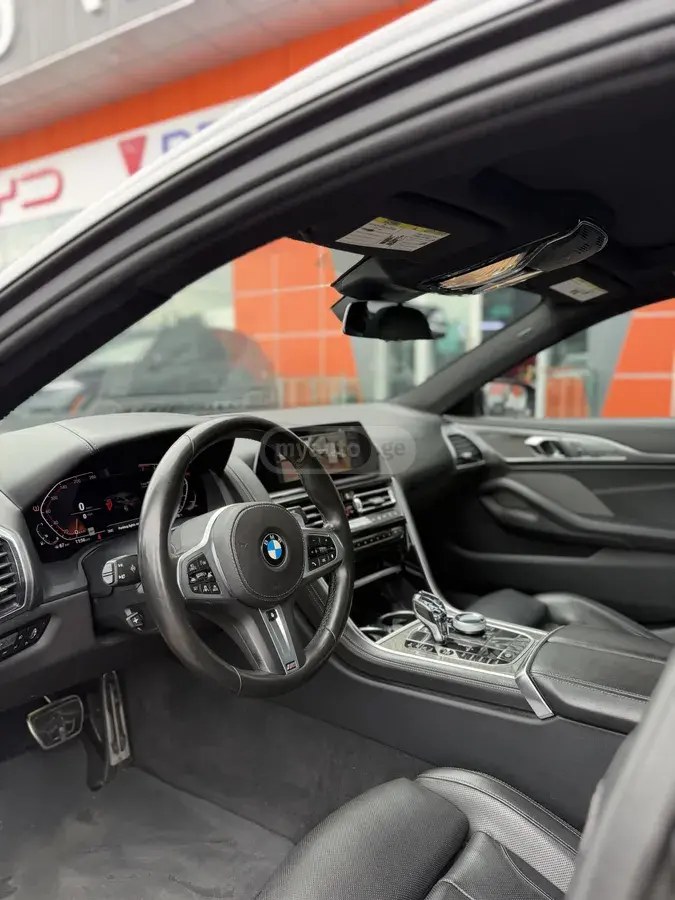 نمای دیگر بی ام و i xDrive 4 در تمام چرخ محرک S 2020