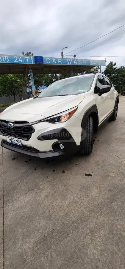 نمای دیگر سوبارو پریمیوم 4 در تمام چرخ محرک CV 2024