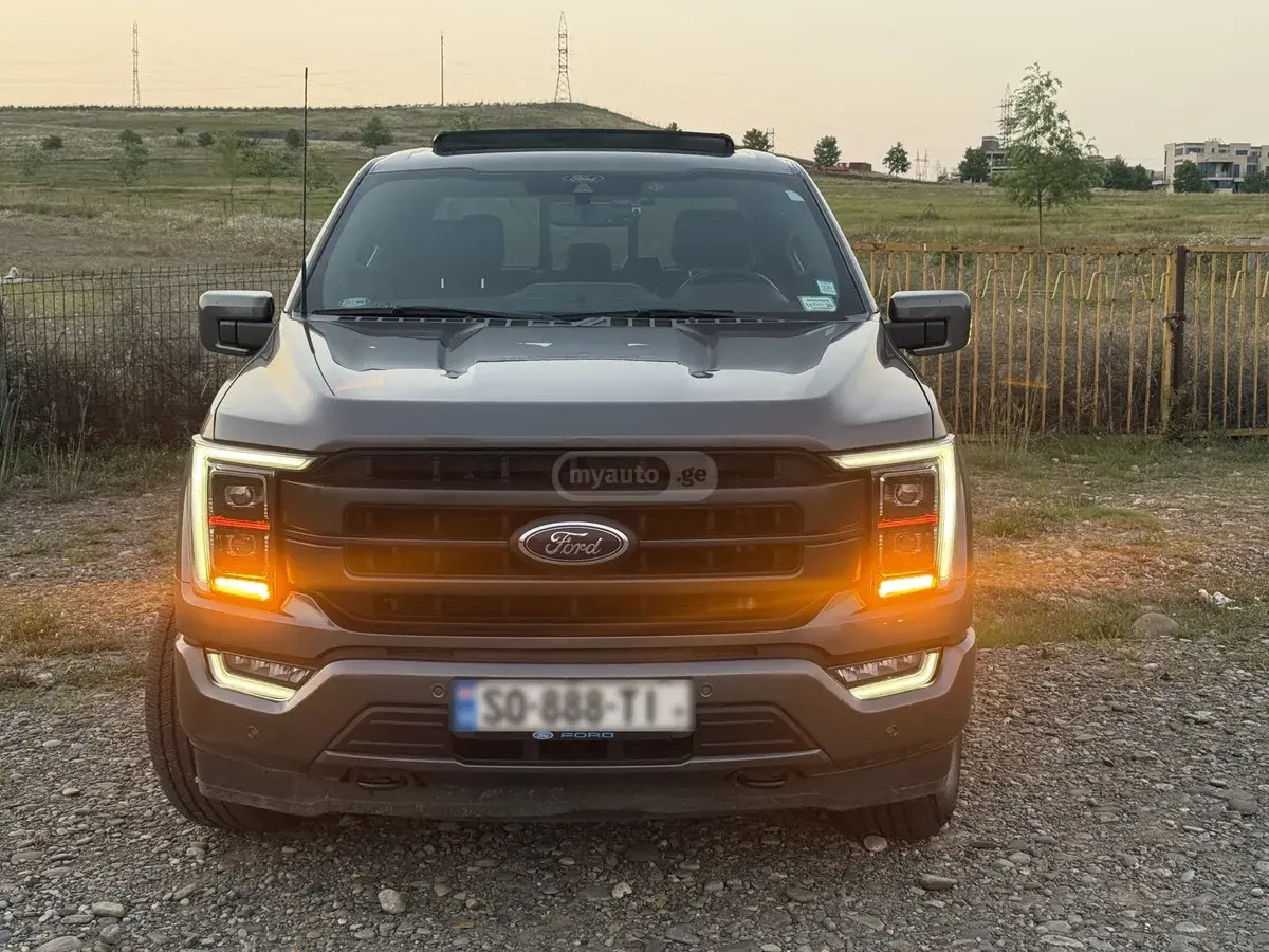 فورد لاریات 4x4 سوپرکرو کاب 6.5 f 2022