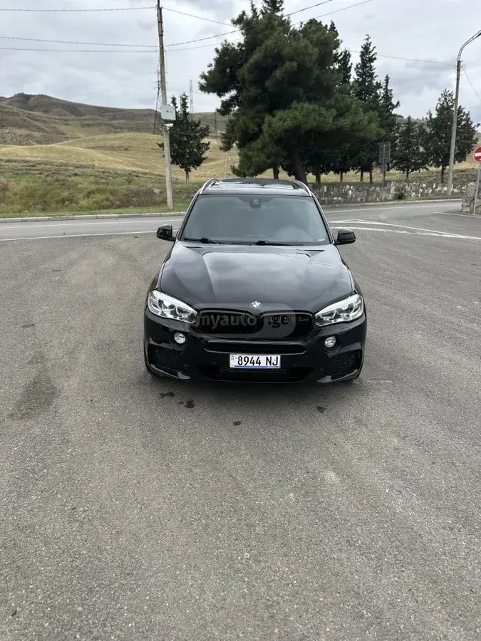 نمای دیگر بی ام و 2018
