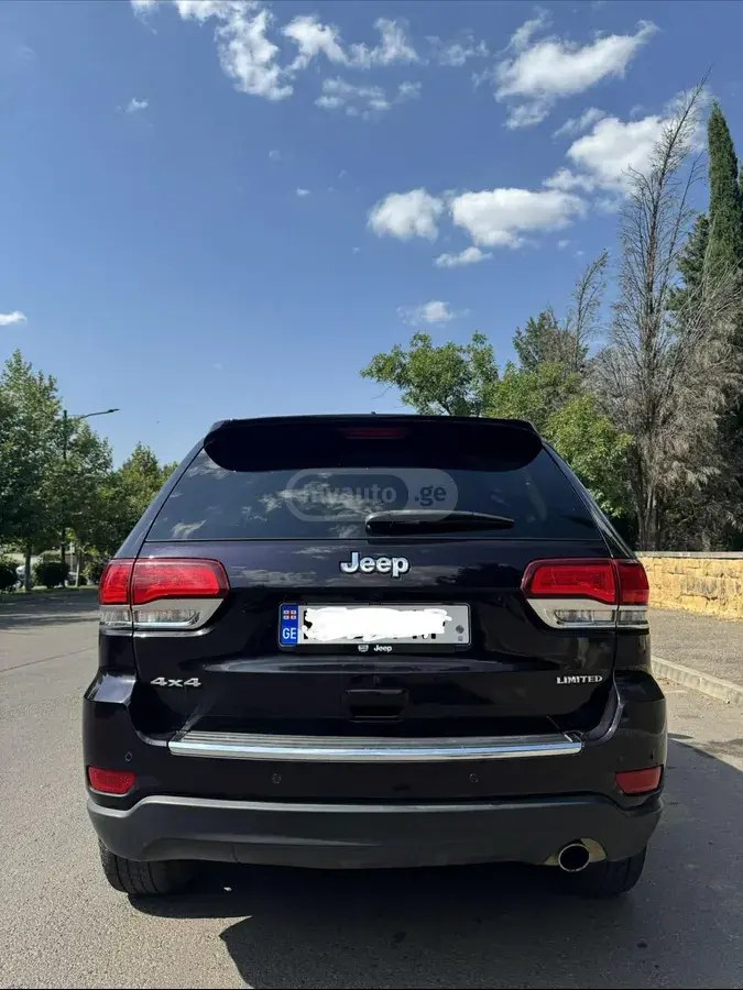 نمای دیگر جیپ لاردو 4dr 4x4 اتوماتیک 2020