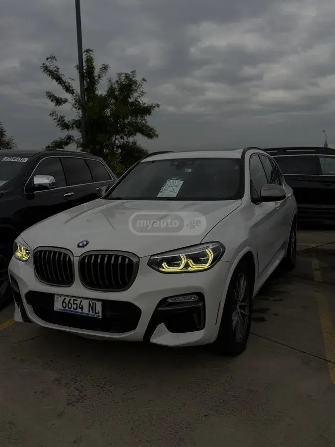 بی ام و M40i 4dr تمام چرخ محرک اسپرت 2018