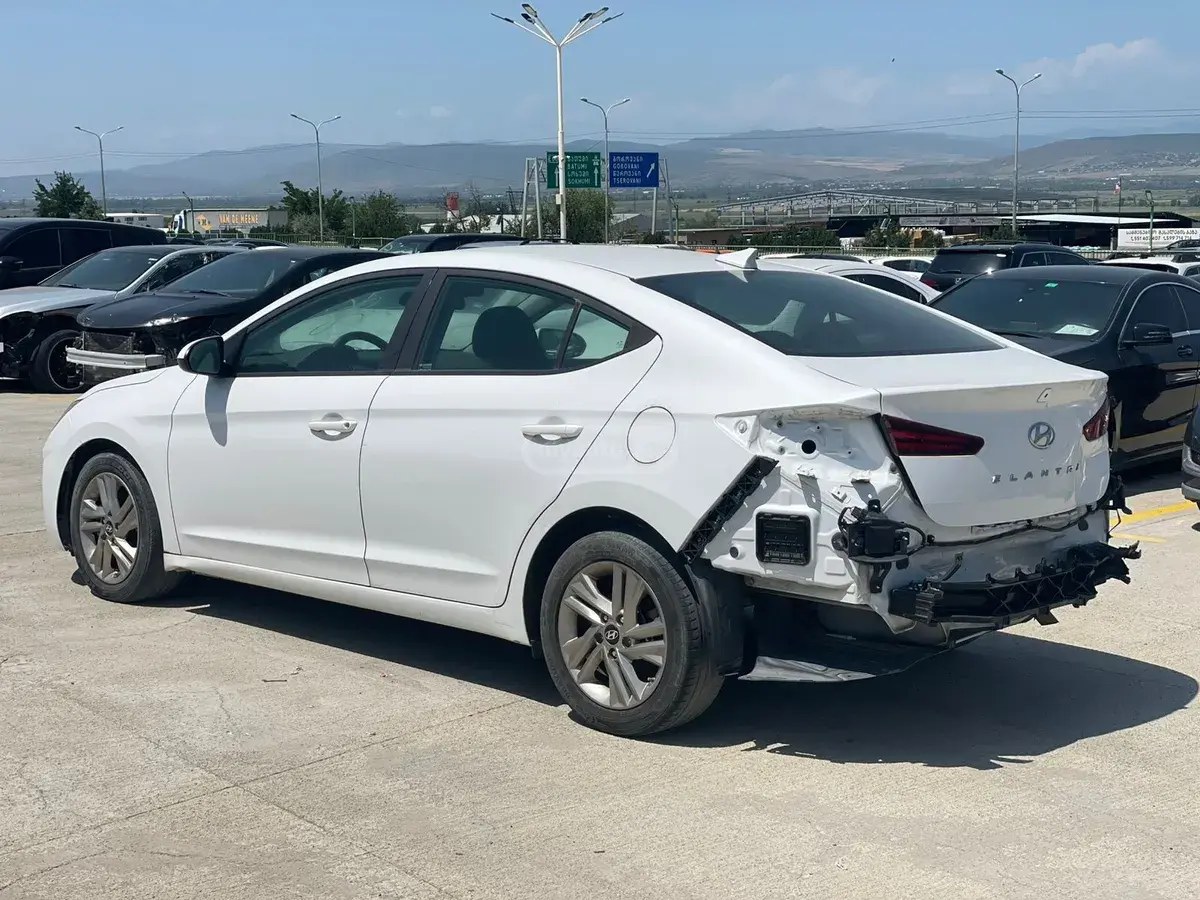 نمای دیگر هیوندای 2018
