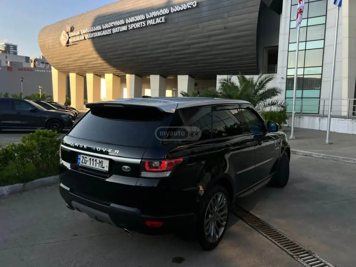 نمای دیگر لندروور 3.0L V6 سوپرشارژ SE 4 در 4x 2016