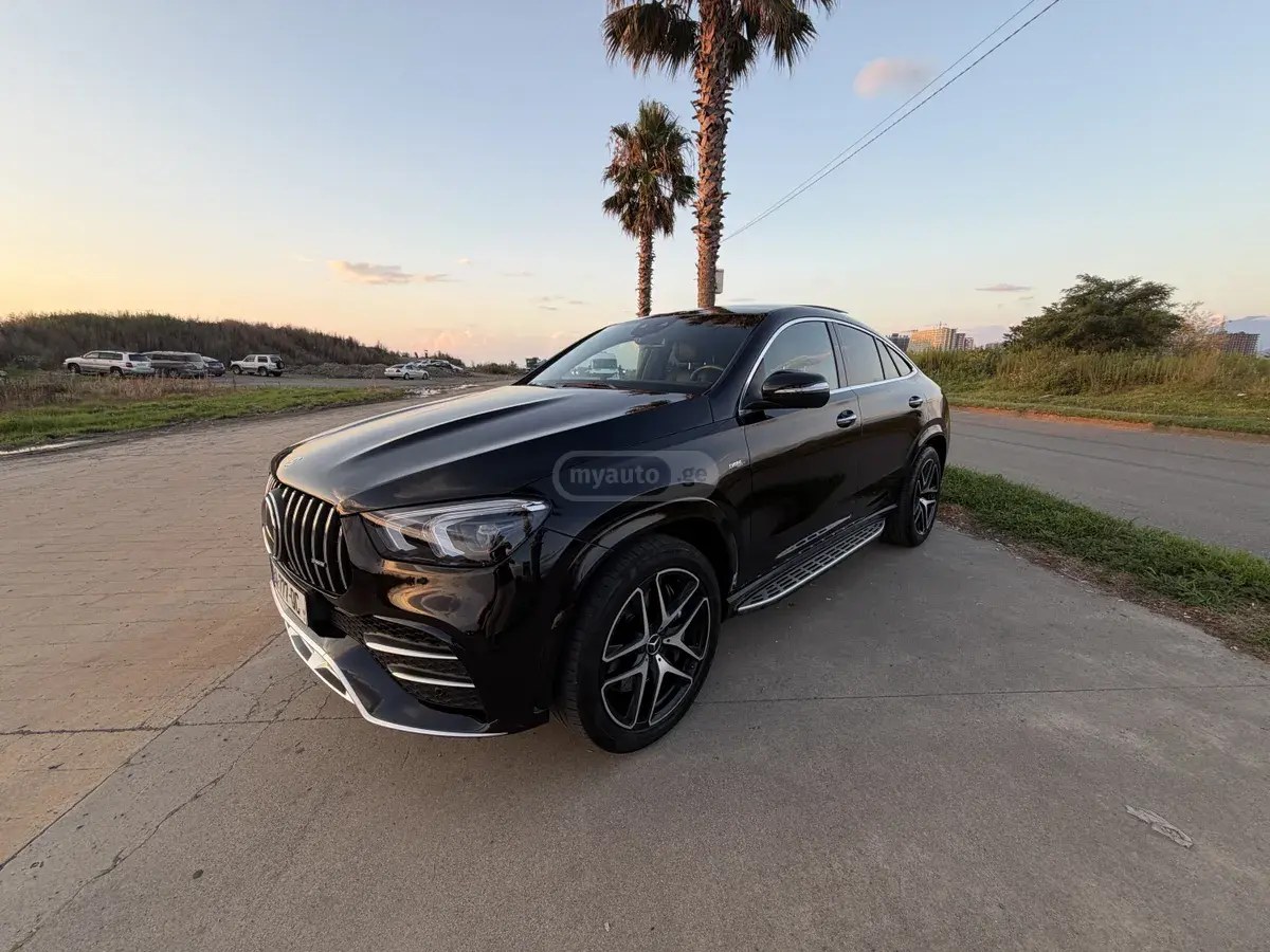 نمای دیگر مرسدس بنز پایه AMG GLE 53 کوپه 4dr چهار چرخ محرک 2023