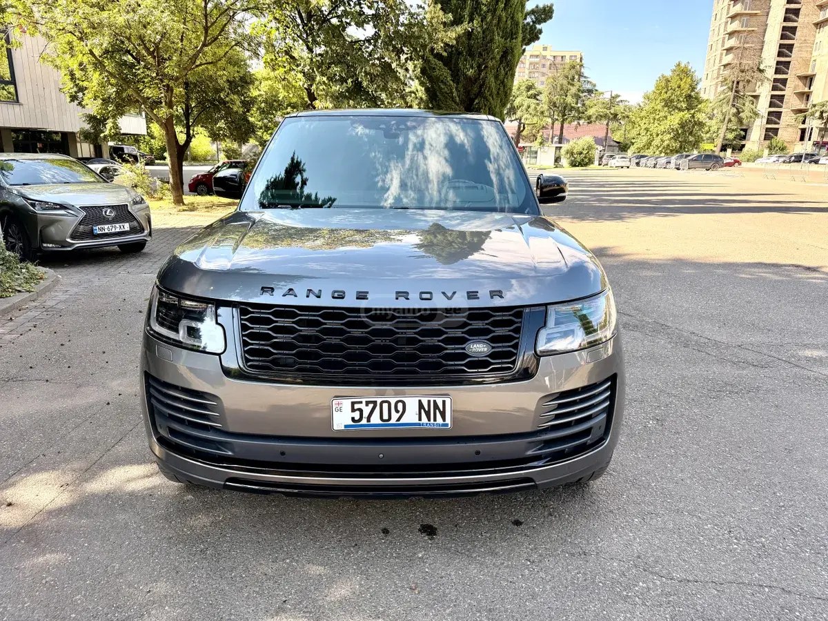 نمای دیگر لندروور 5.0L V8 سوپرشارژ 4dr 4x4 A 2019