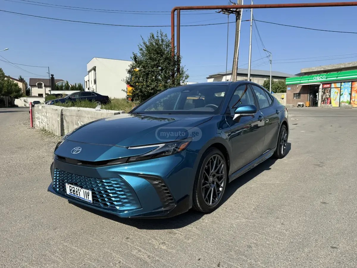 نمای دیگر تویوتا XSE فوری !!! 2026