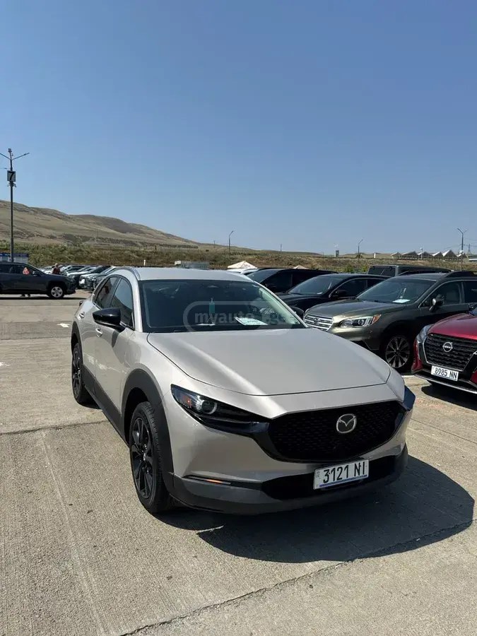 نمای دیگر مزدا سلکت اسپورت 2024