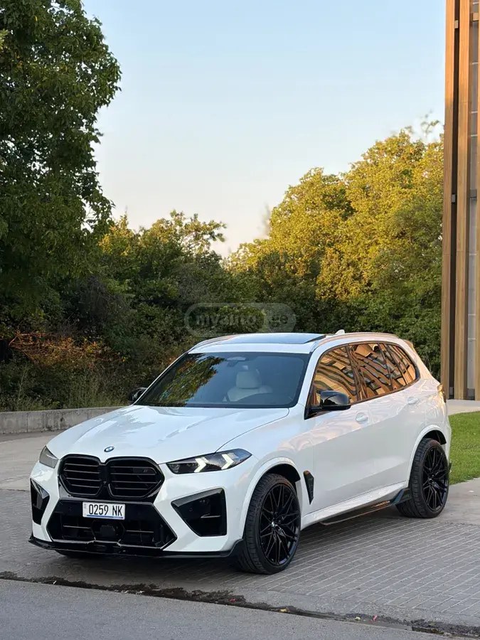 بی ام و xDrive40i 4dr دیفرانسیل تمام 2023