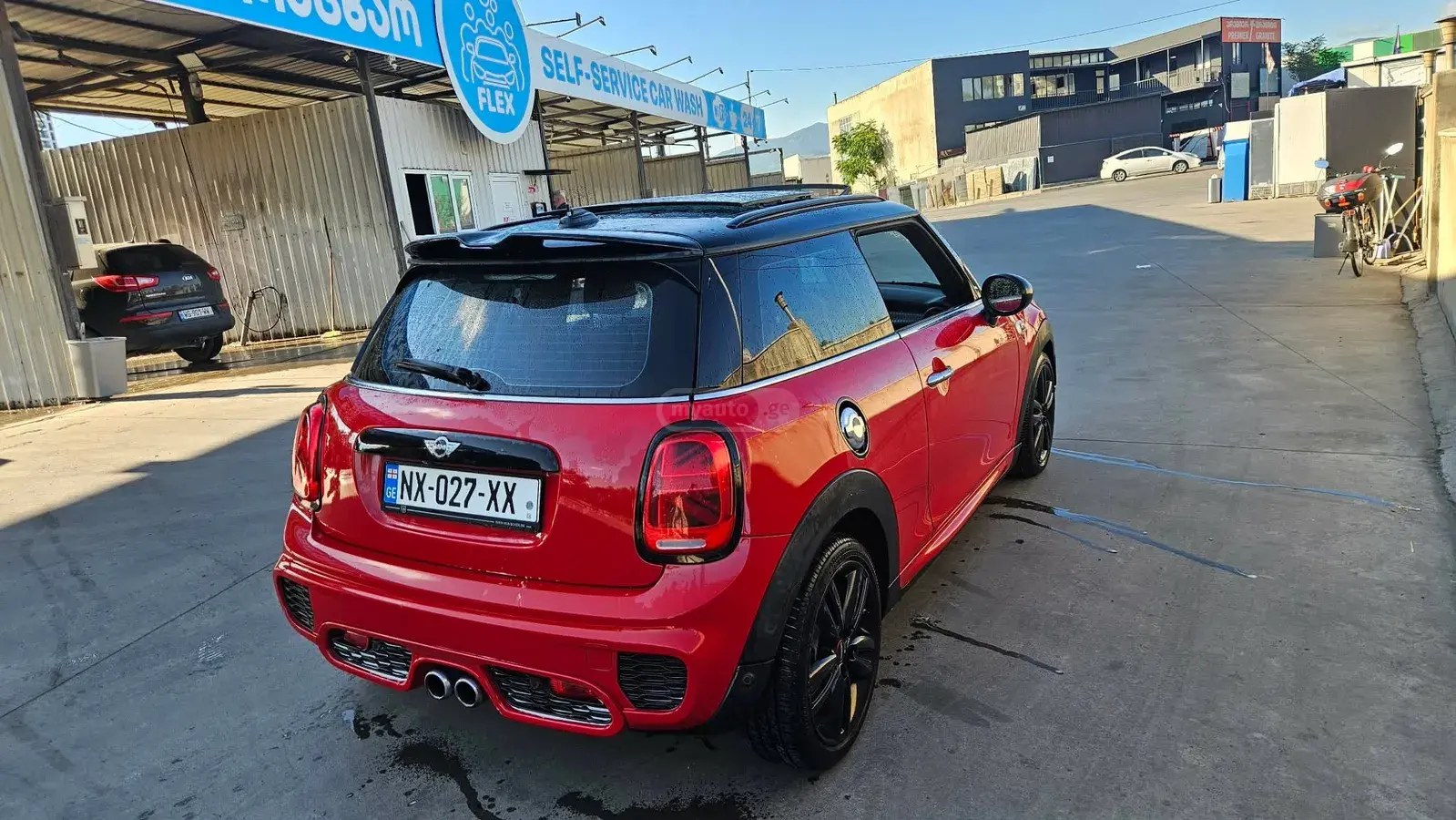 نمای دیگر مینی JCW 2016