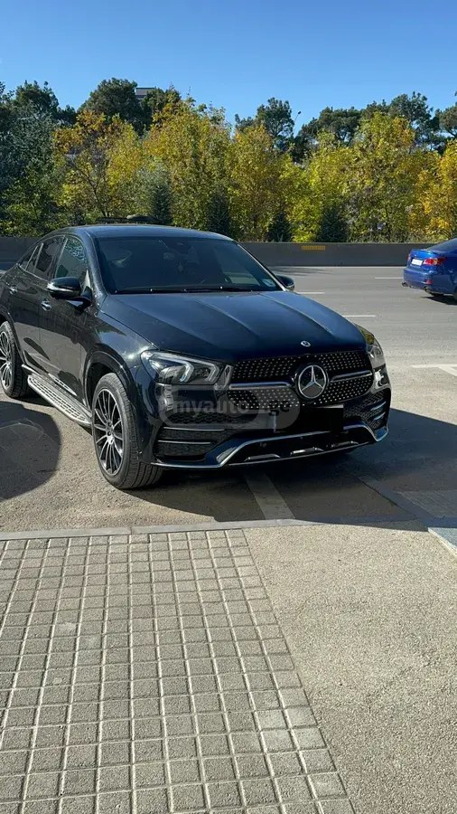 نمای دیگر مرسدس بنز D کوپه AMG 2022